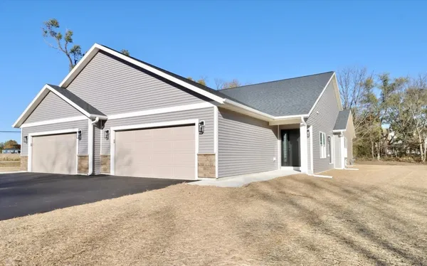 $387,000 | 2241 South Haborn, Beloit, WI 53511