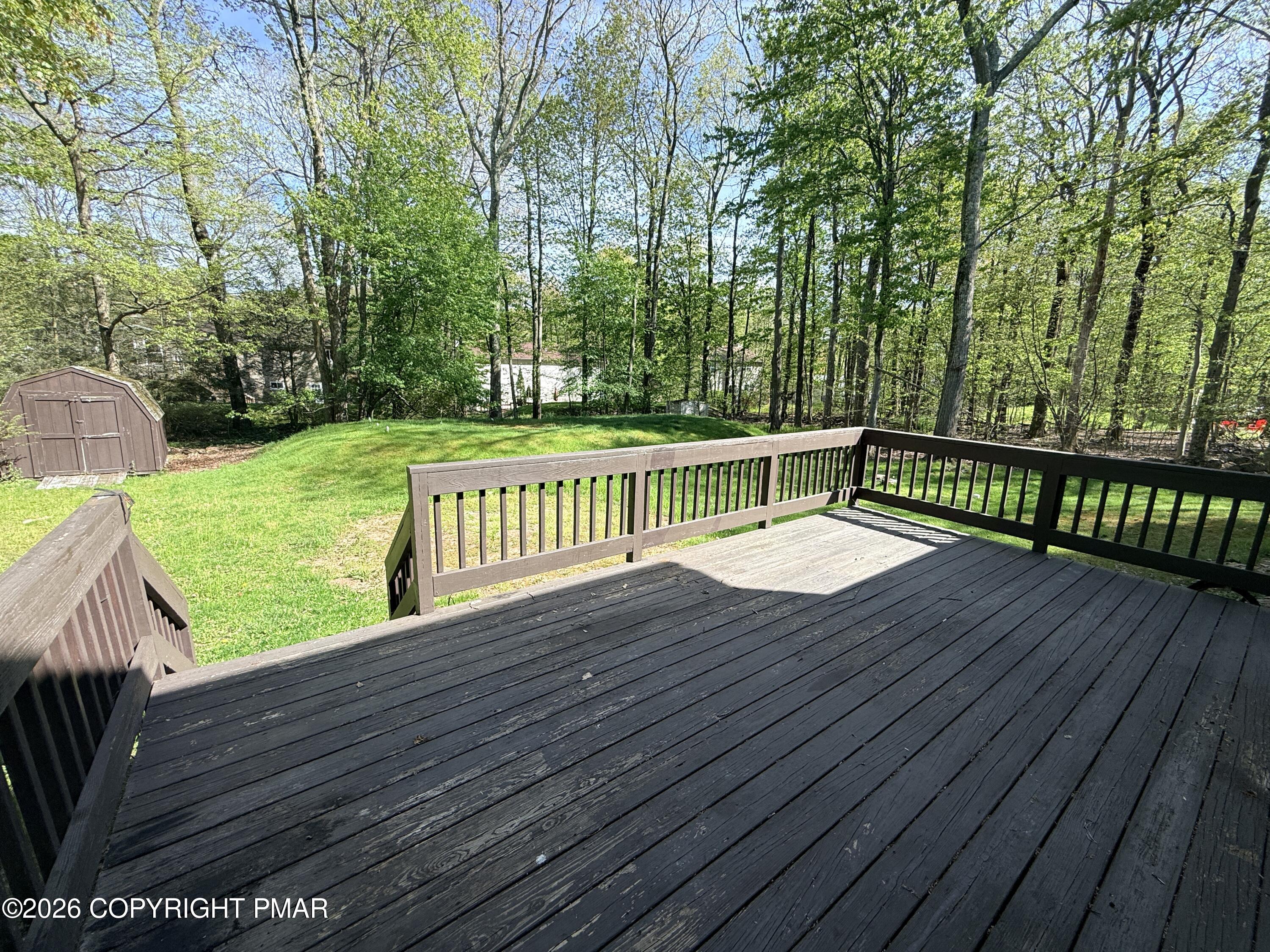 6121 Horatio Road Tobyhanna, PA 18466 - Photo 4 of 34 IMG_3567