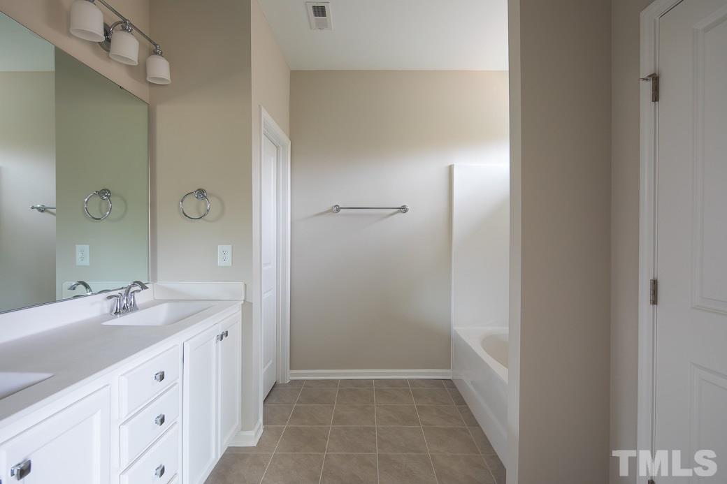 109 Zante Currant Road Durham, NC 27703 - Photo 10 of 25 Gallery Image 10