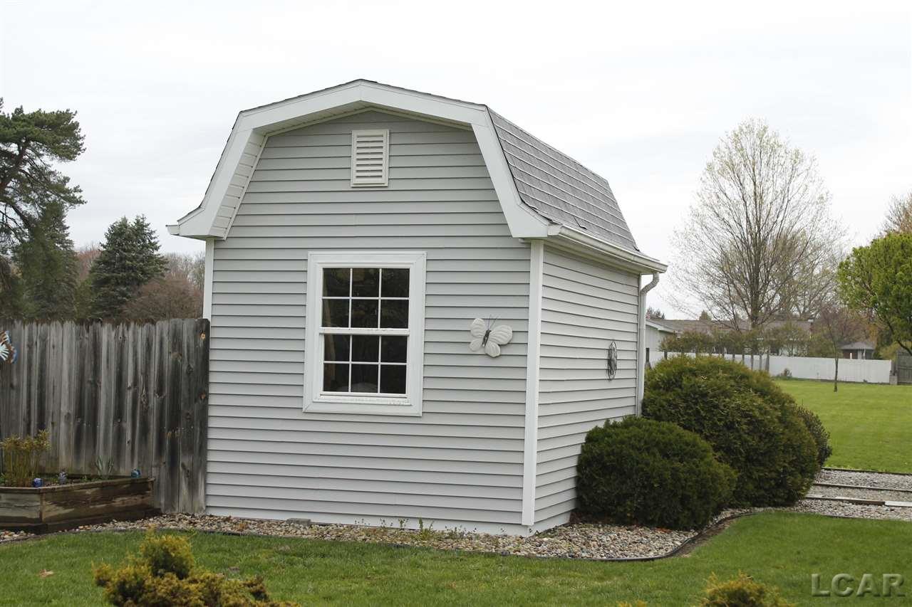 1412 Moore Road Adrian, MI 49221 - Photo 17 of 21