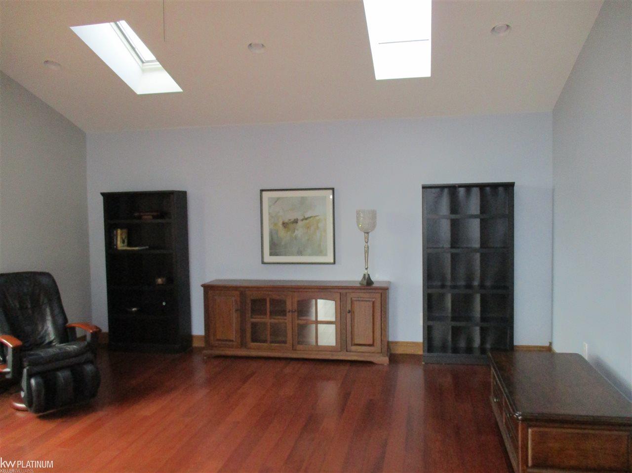 15463 Almont Road Allenton, MI 48002 - Photo 14 of 29 31308135-13.JPG