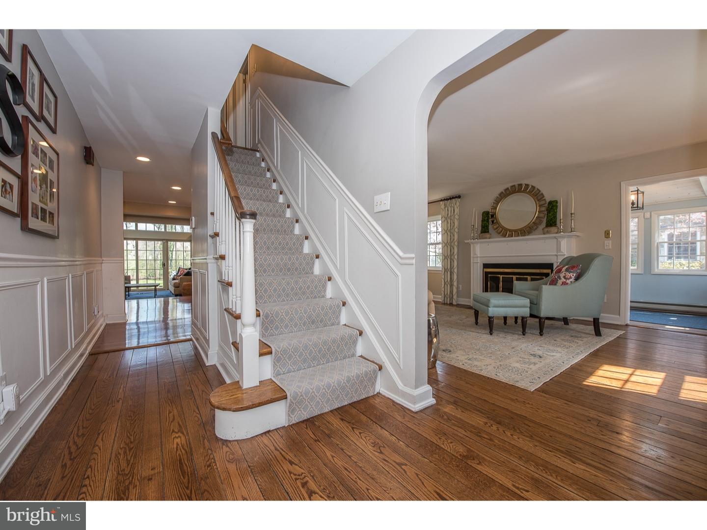 8 Briar Road Wayne, PA 19087 - Photo 2 of 25 Foyer