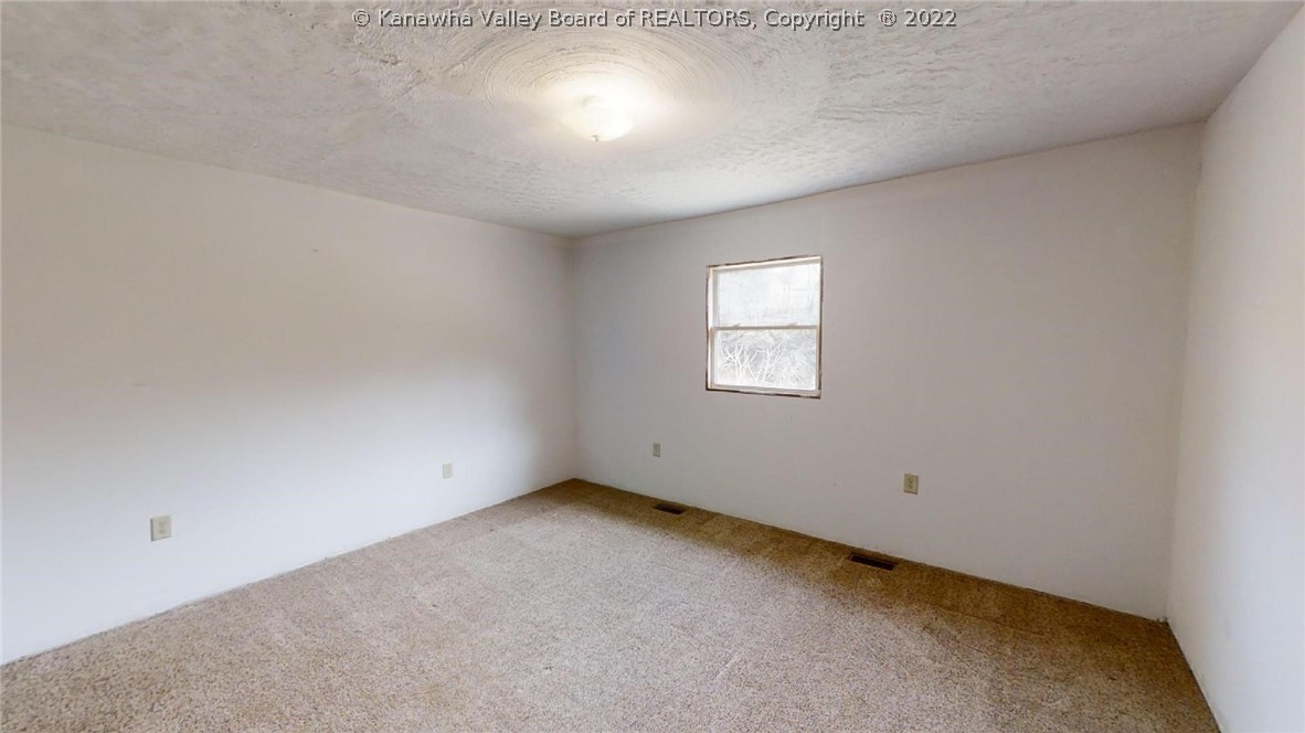 4501 Little Sandy Road Elkview, WV 25071 - Photo 6 of 21 Gallery Image 6