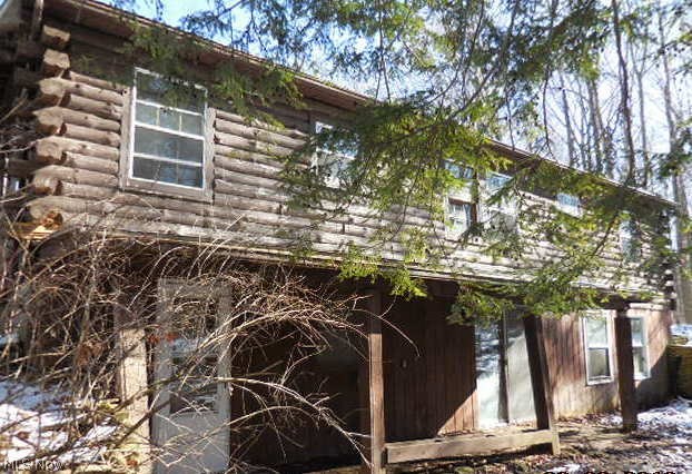 17599 Stocking Road Madison, OH 44057 - Photo 3 of 11