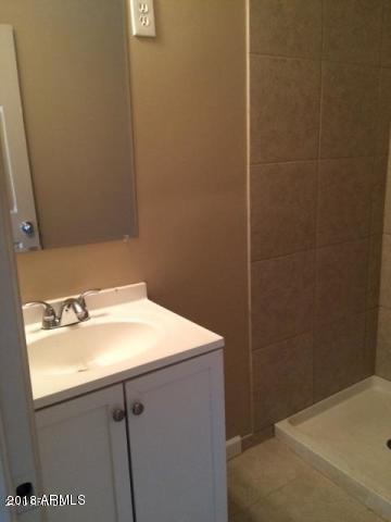 2921 West Granada Road Phoenix, AZ 85009 - Photo 8 of 17 8