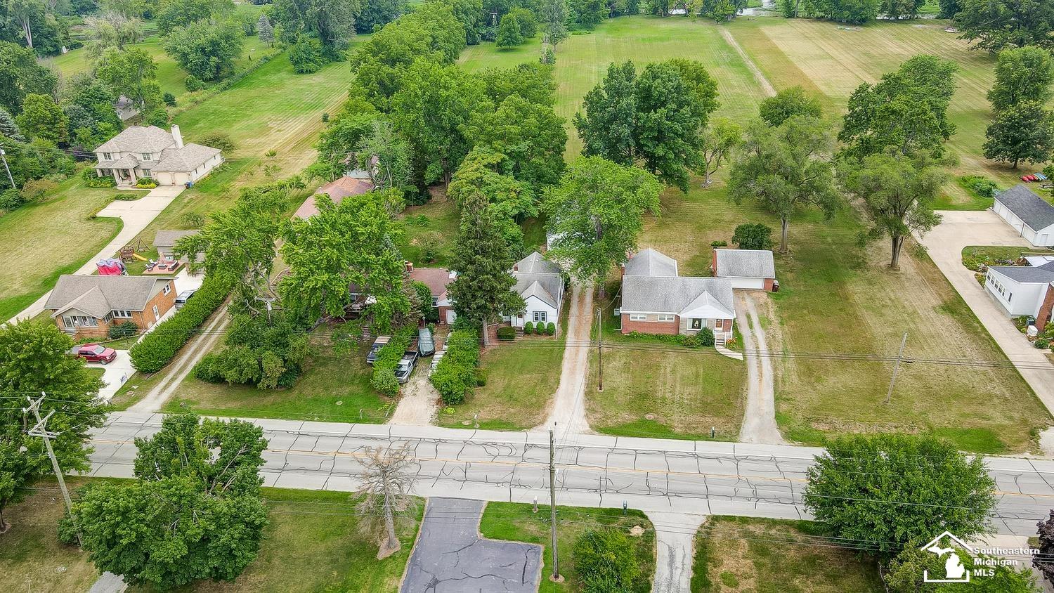 3181 North Custer Road Monroe, MI 48162 - Photo 2 of 36