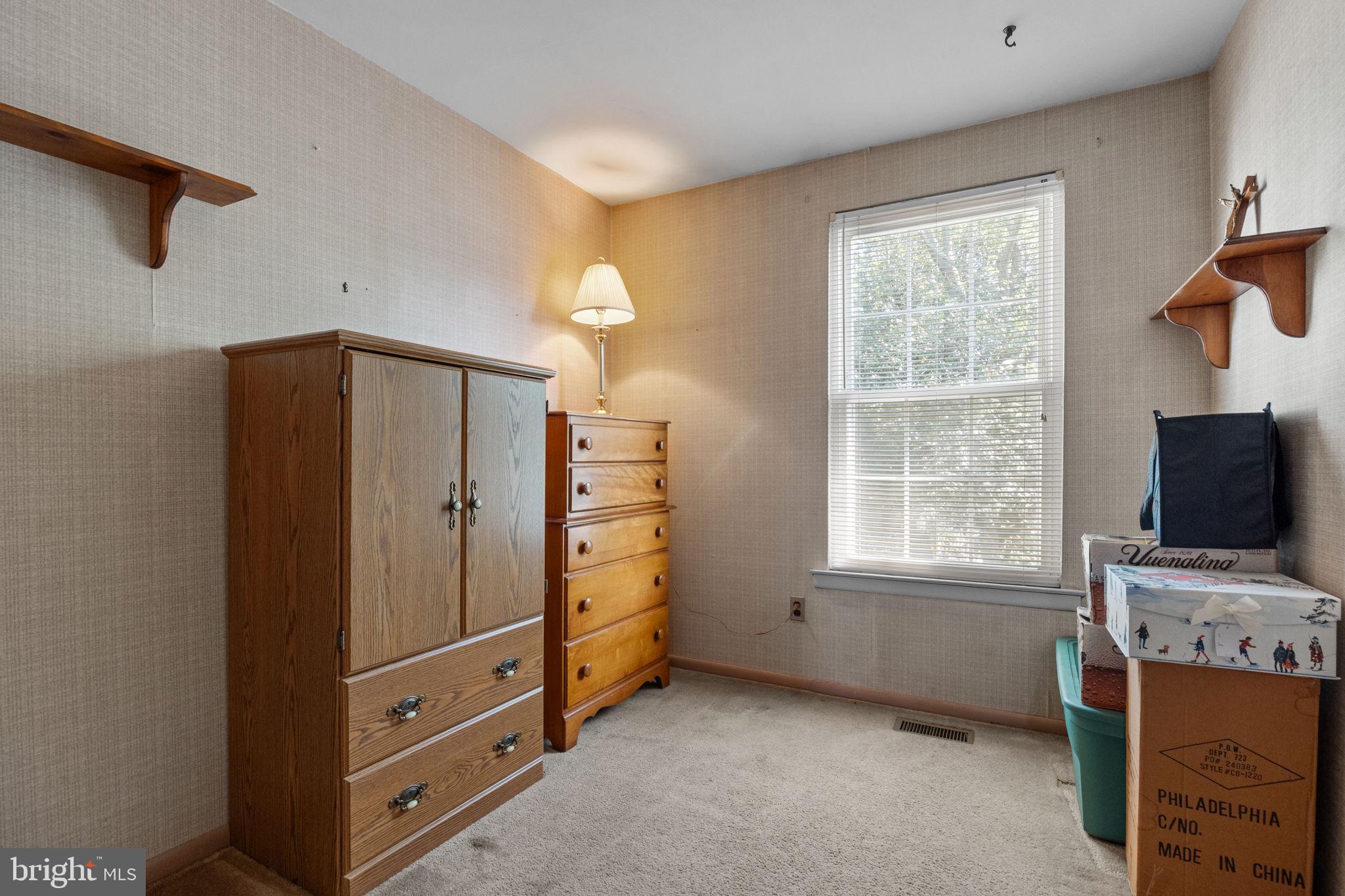 219 Nauldo Road Philadelphia, PA 19154 - Photo 21 of 32 3rd Bedroom