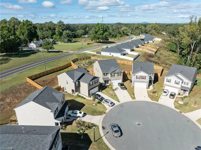 $330,000 | 592 Tochi Court, Winston-Salem, NC 27105