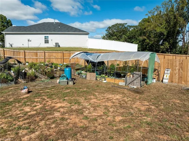 $330,000 | 592 Tochi Court, Winston-Salem, NC 27105