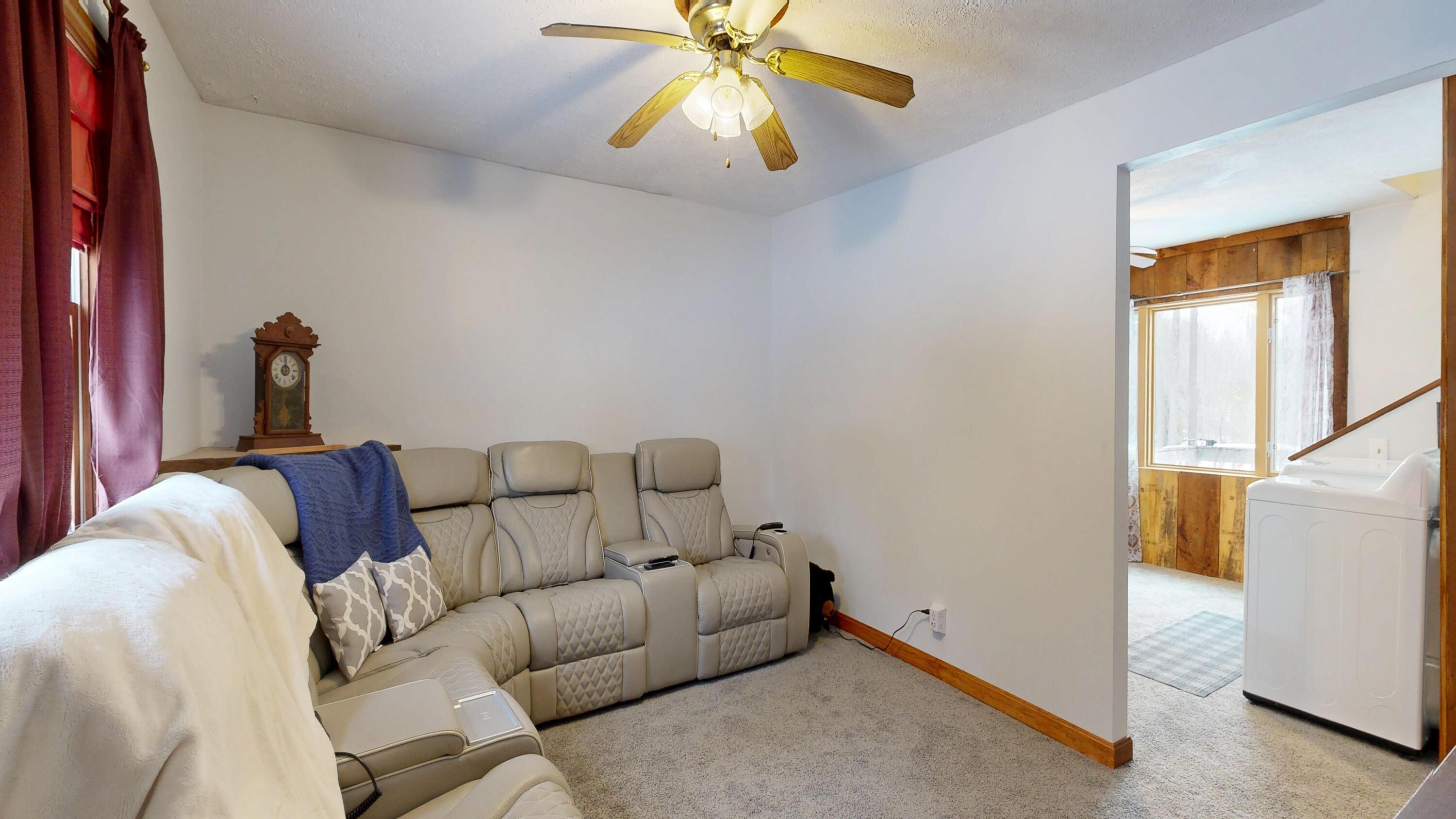 400 Grove Street Lewiston, ME 04240 - Photo 20 of 53 Living Room