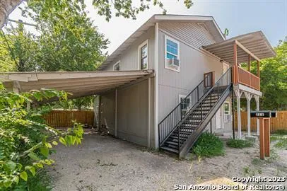 $700 | 211 Pierian Avenue, Unit 1, San Antonio, TX 78211