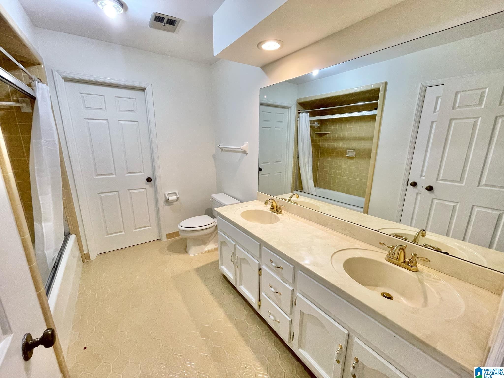 220 Thompson Road Alabaster, AL 35007 - Photo 23 of 31