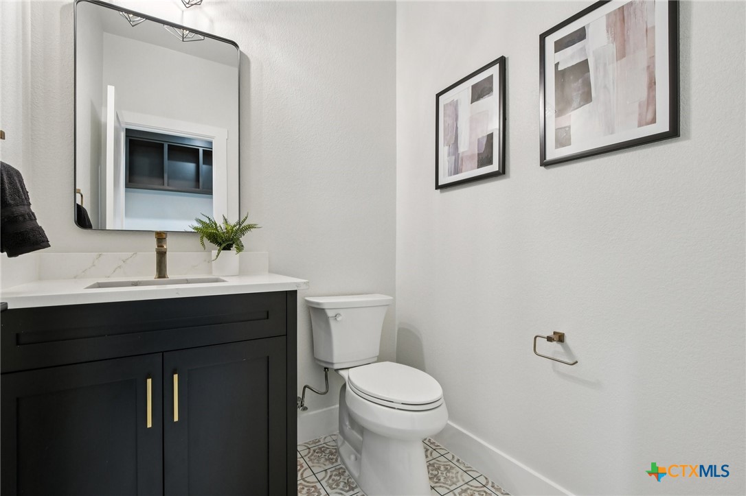 1020 Inka Road Salado, TX 76571 - Photo 22 of 48 Half Bath