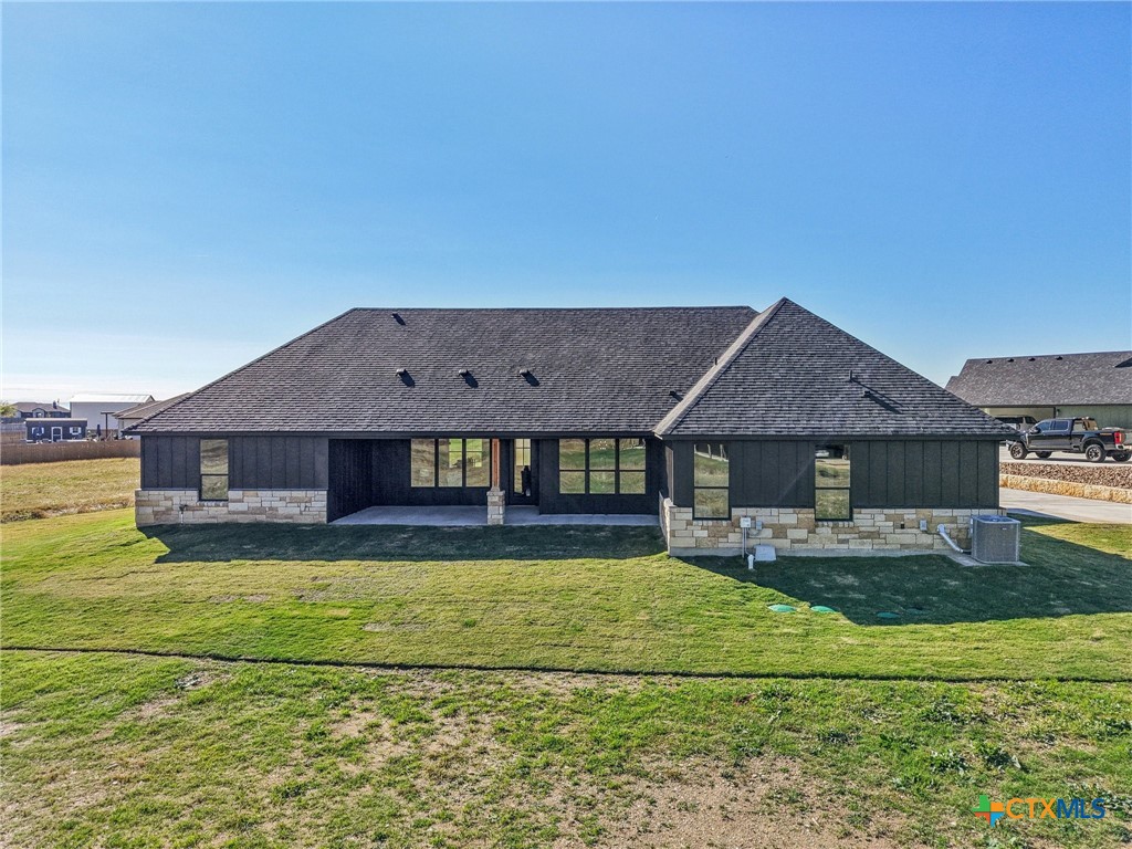 1020 Inka Road Salado, TX 76571 - Photo 41 of 48 Back yard