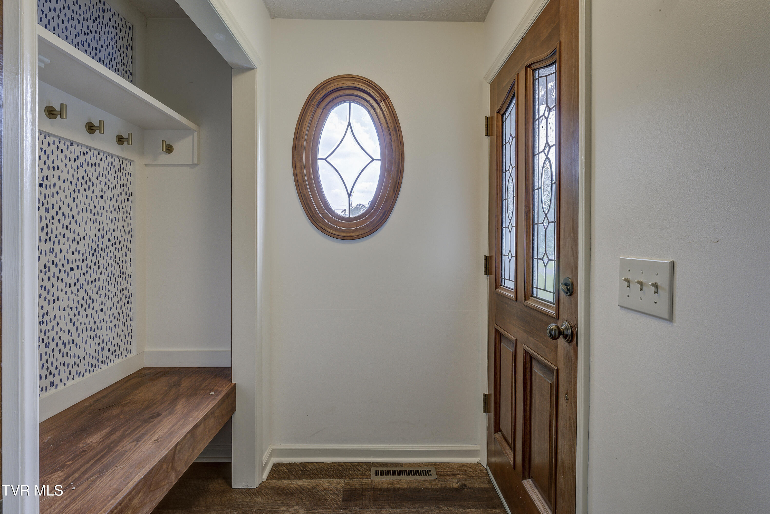 715 Powder Branch Road Elizabethton, TN 37643 - Photo 12 of 49 Powderb-1