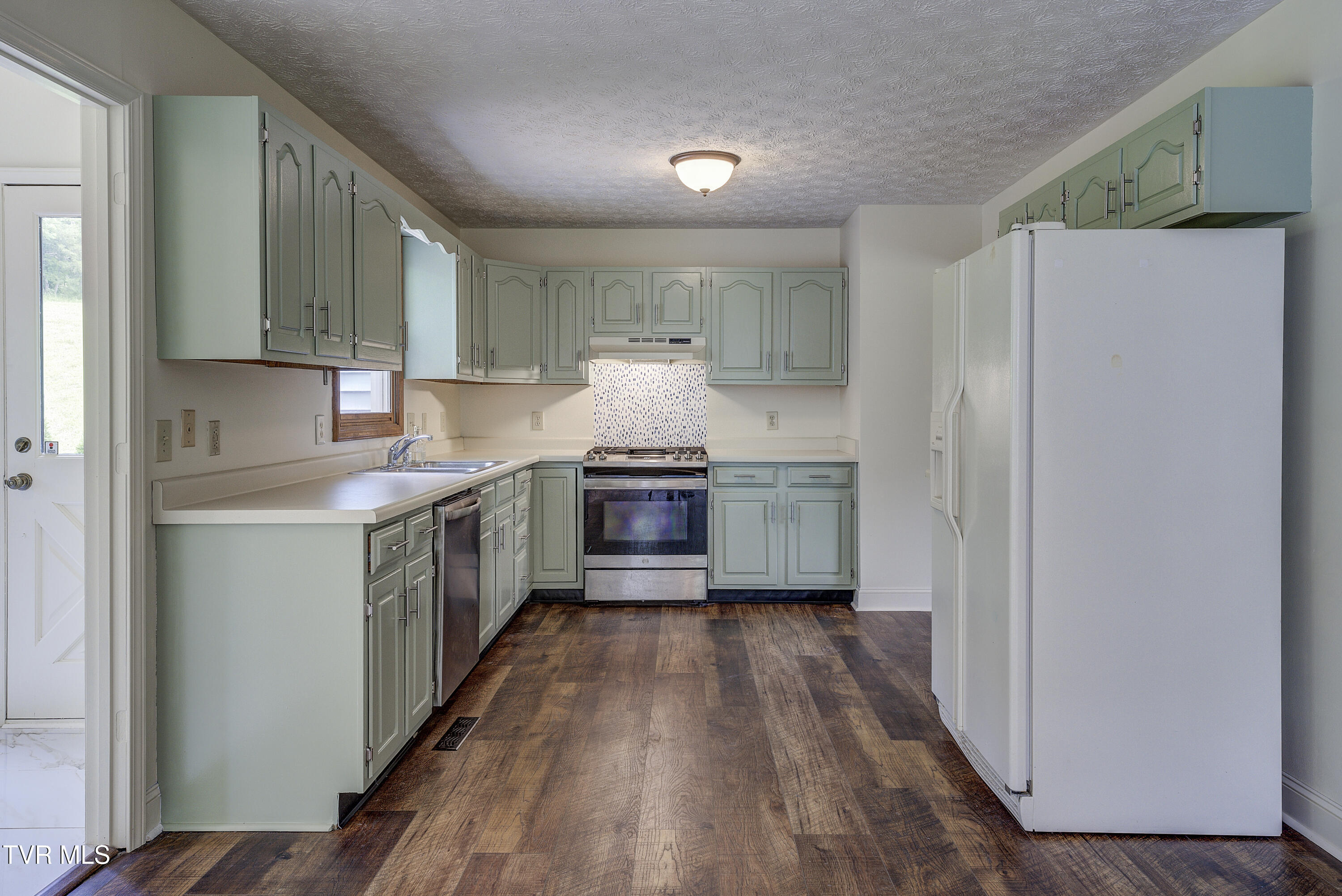 715 Powder Branch Road Elizabethton, TN 37643 - Photo 19 of 49 Powderb-8