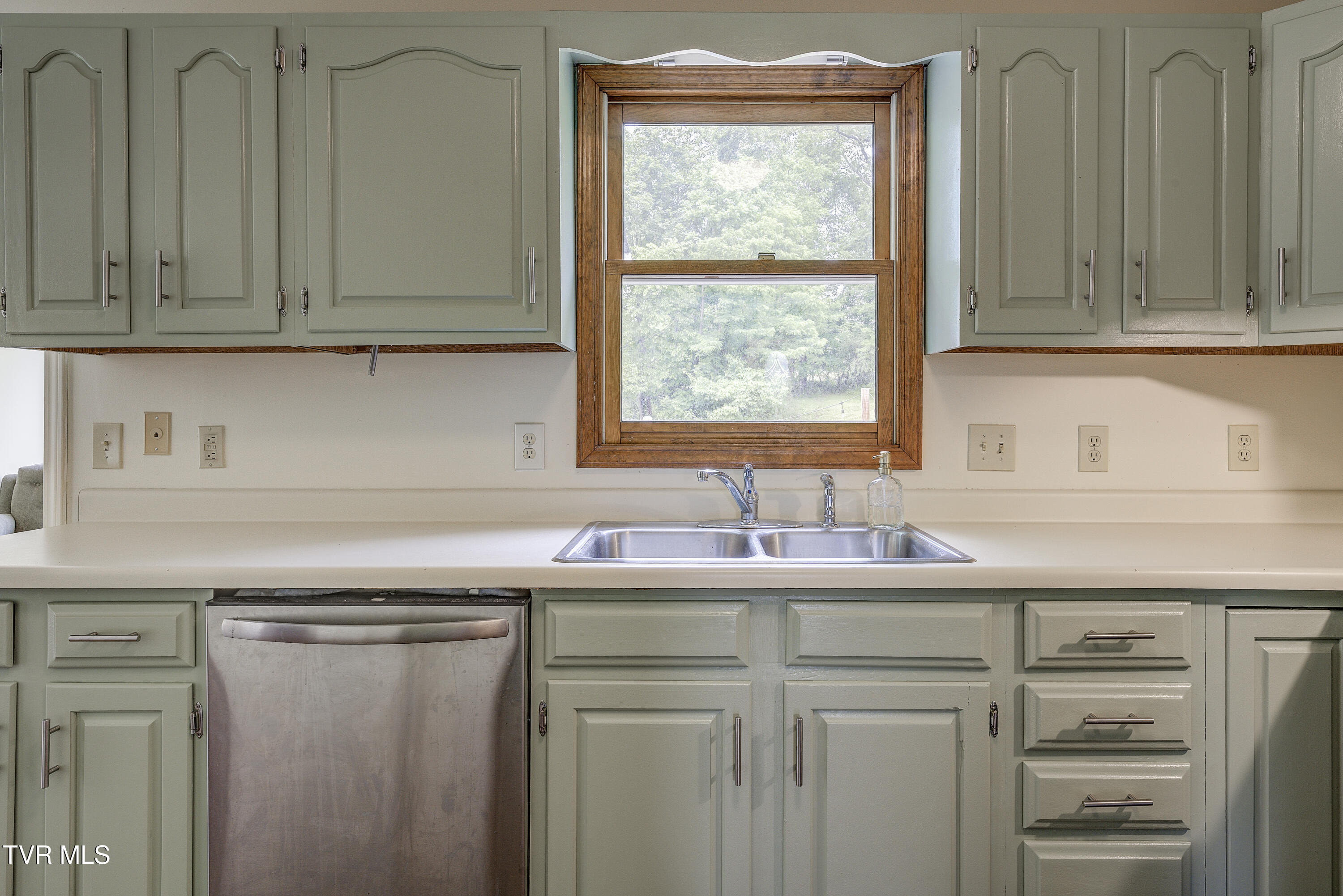 715 Powder Branch Road Elizabethton, TN 37643 - Photo 20 of 49 Powderb-9