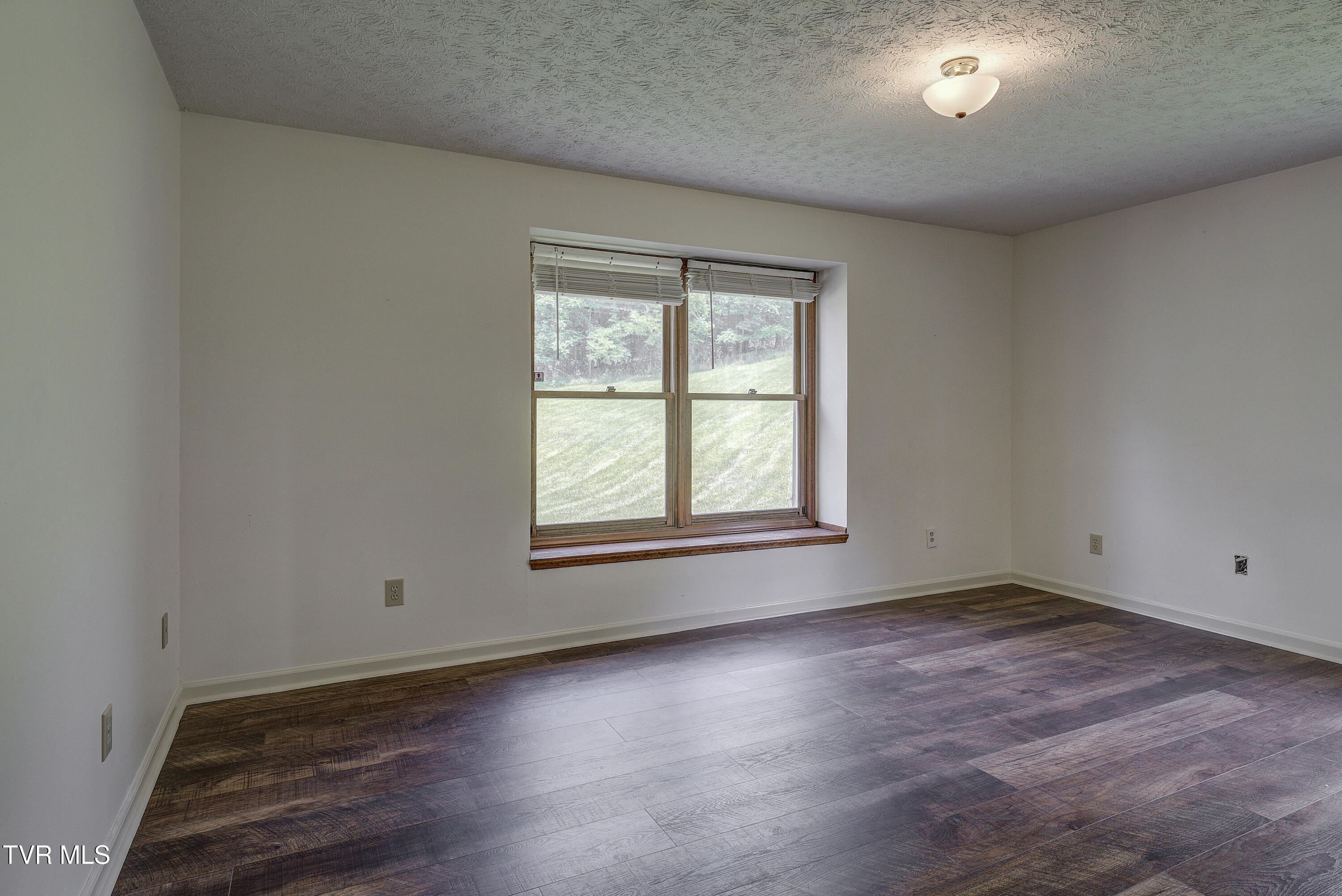 715 Powder Branch Road Elizabethton, TN 37643 - Photo 27 of 49 Powderb-16