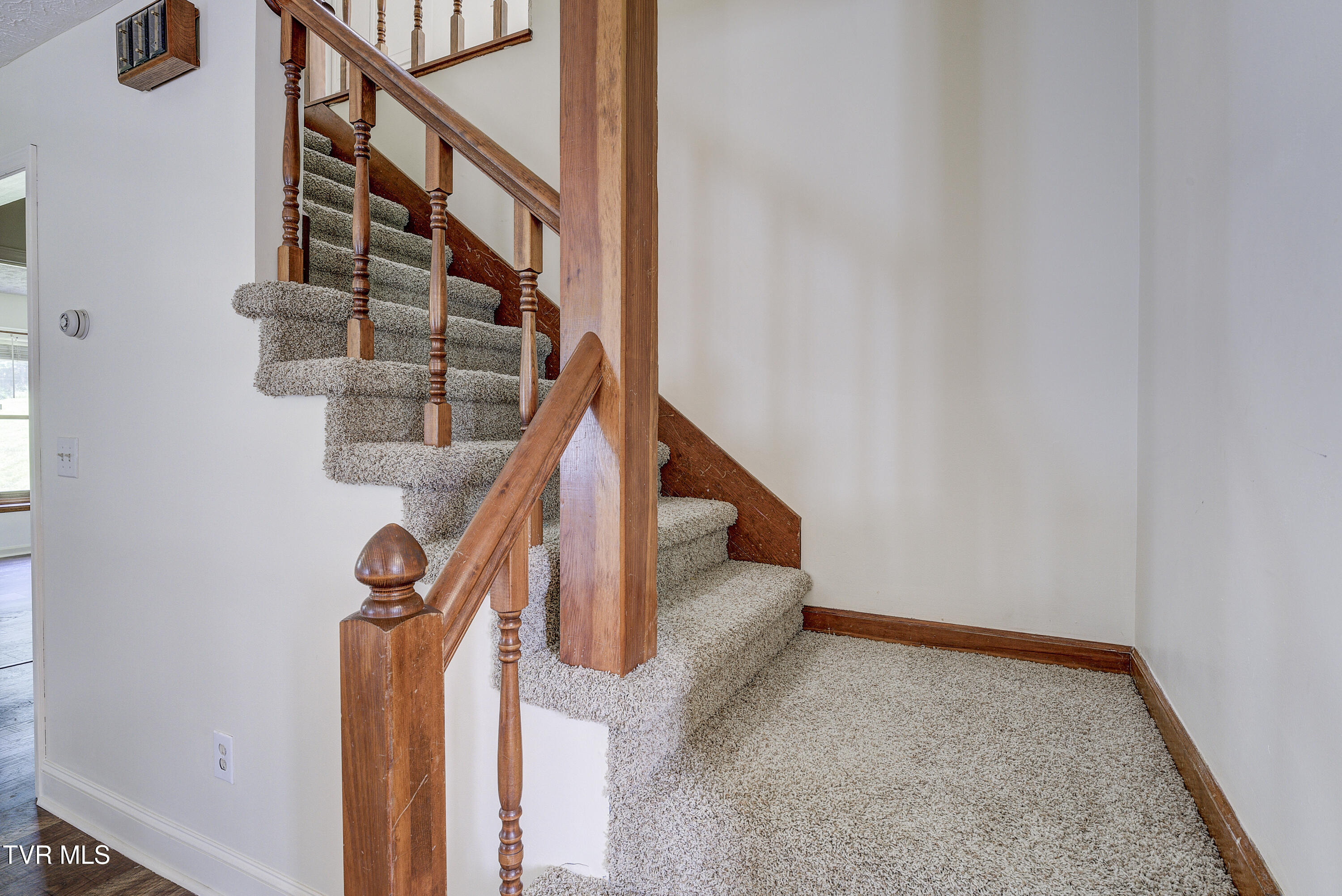 715 Powder Branch Road Elizabethton, TN 37643 - Photo 34 of 49 Powderb-23