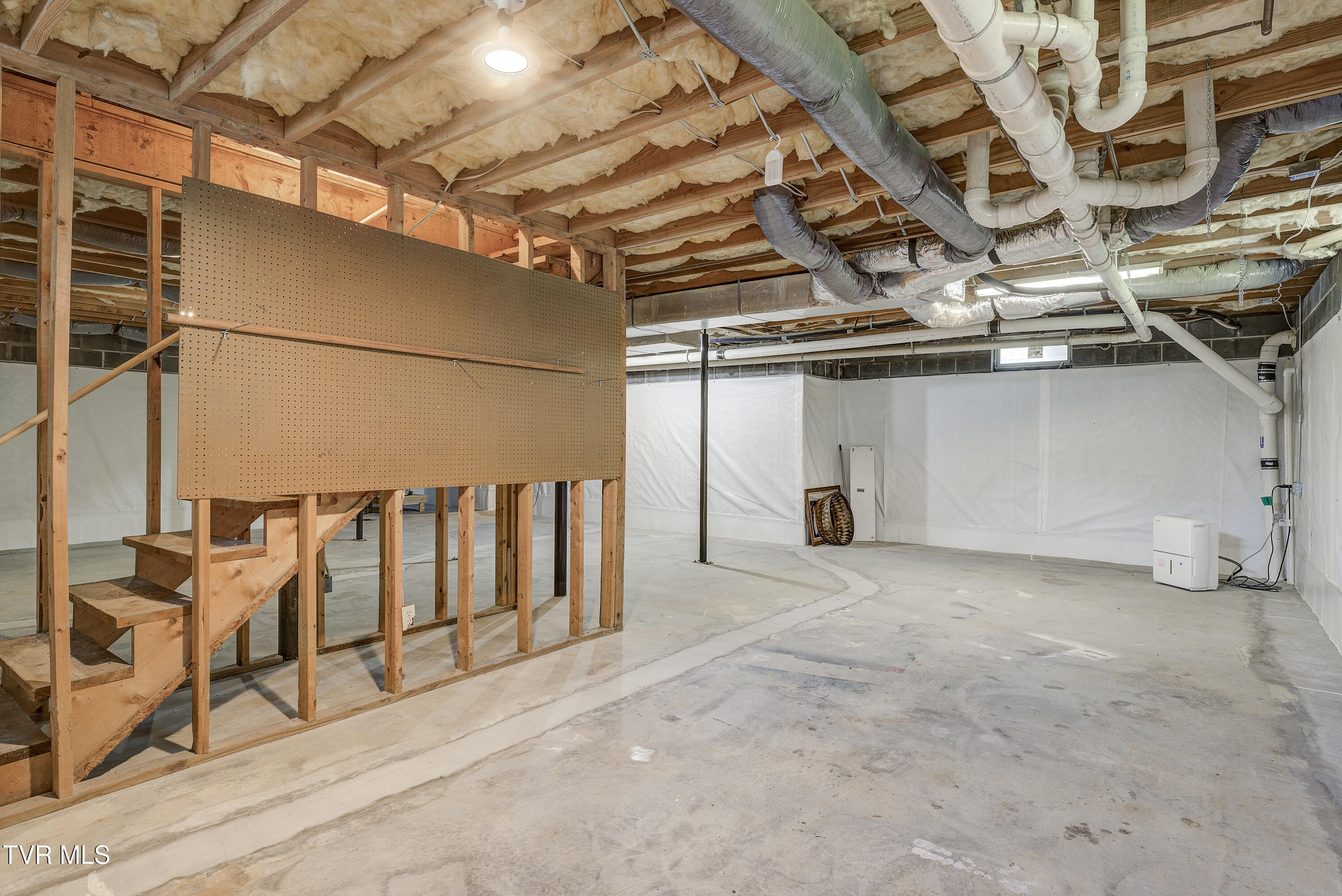 715 Powder Branch Road Elizabethton, TN 37643 - Photo 43 of 49 Powderb-32