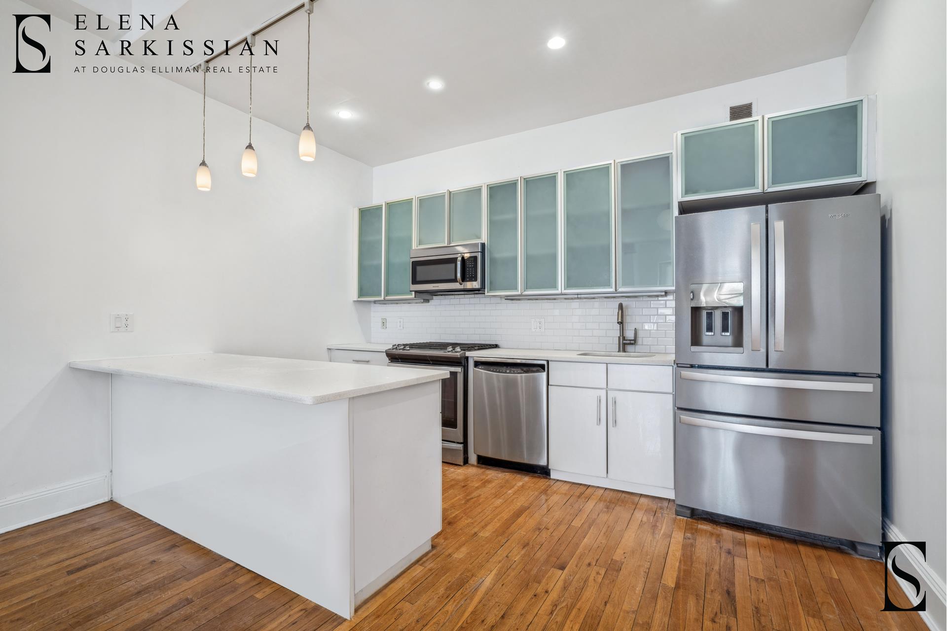 56 Court Street, Unit 4B Brooklyn, NY 11201 - Photo 3 of 9