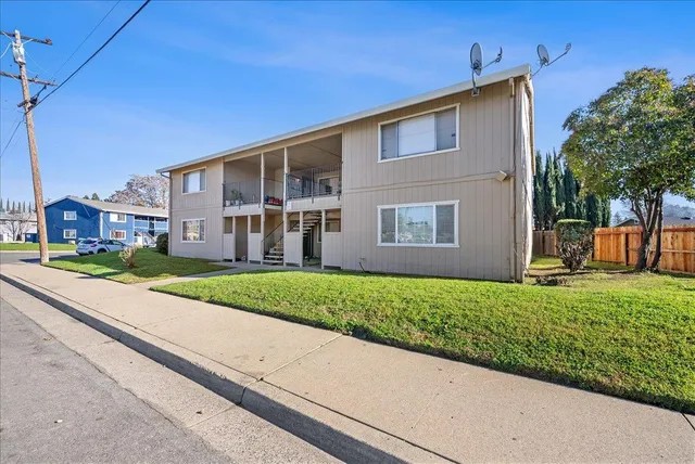 $725,000 | 398 Alemar Way, Yuba City, CA 95991