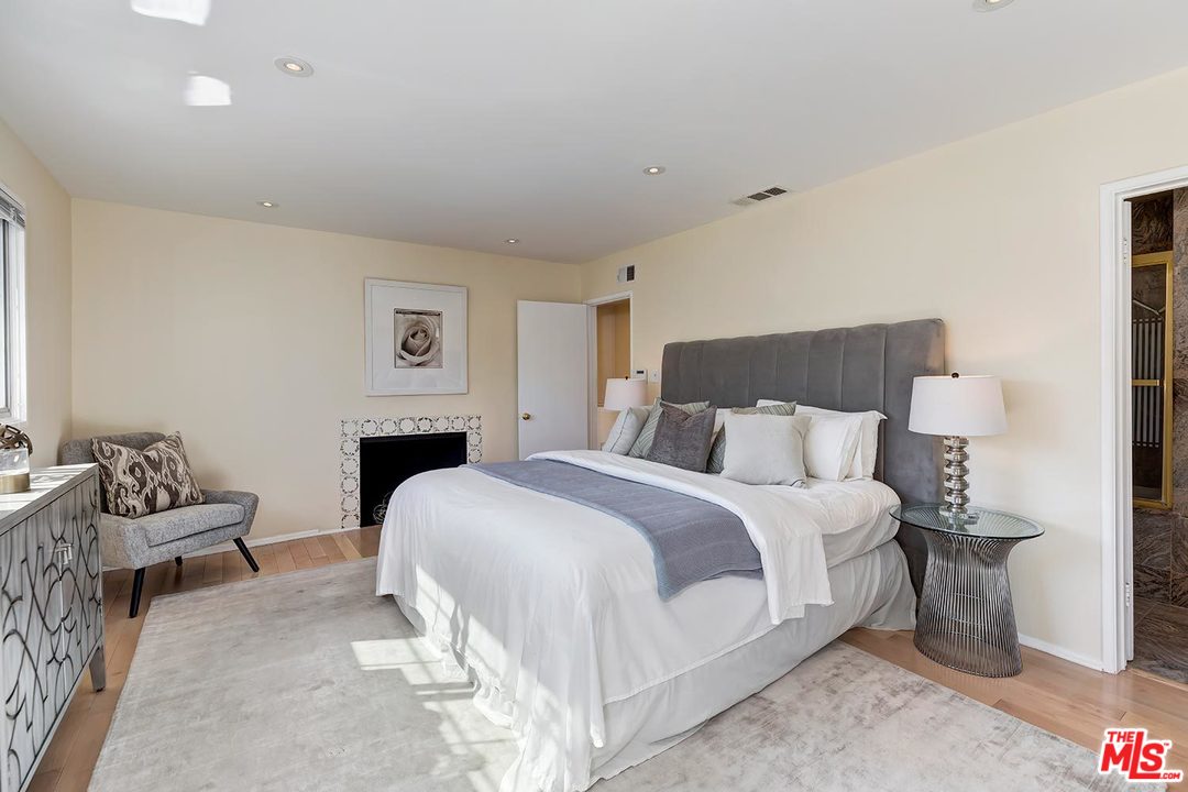 10370 Northvale Road Los Angeles, CA 90064 - Photo 22 of 36 Gallery Image 22