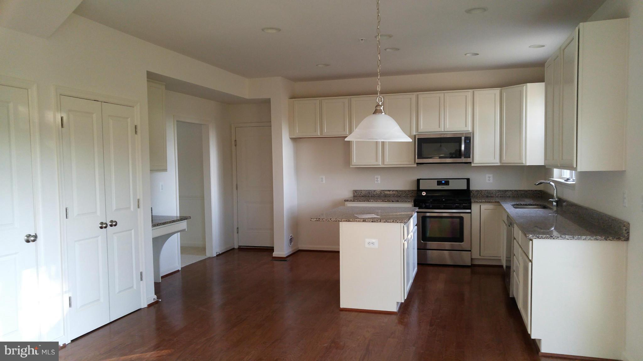 12402 Regwood Road Hydes, MD 21082 - Photo 4 of 9 Kitchen
