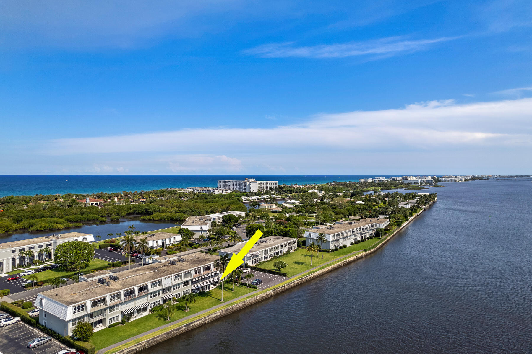 2160 Ibis Isle Road, Unit 1 Palm Beach, FL 33480 - Photo 40 of 44 a view of a city