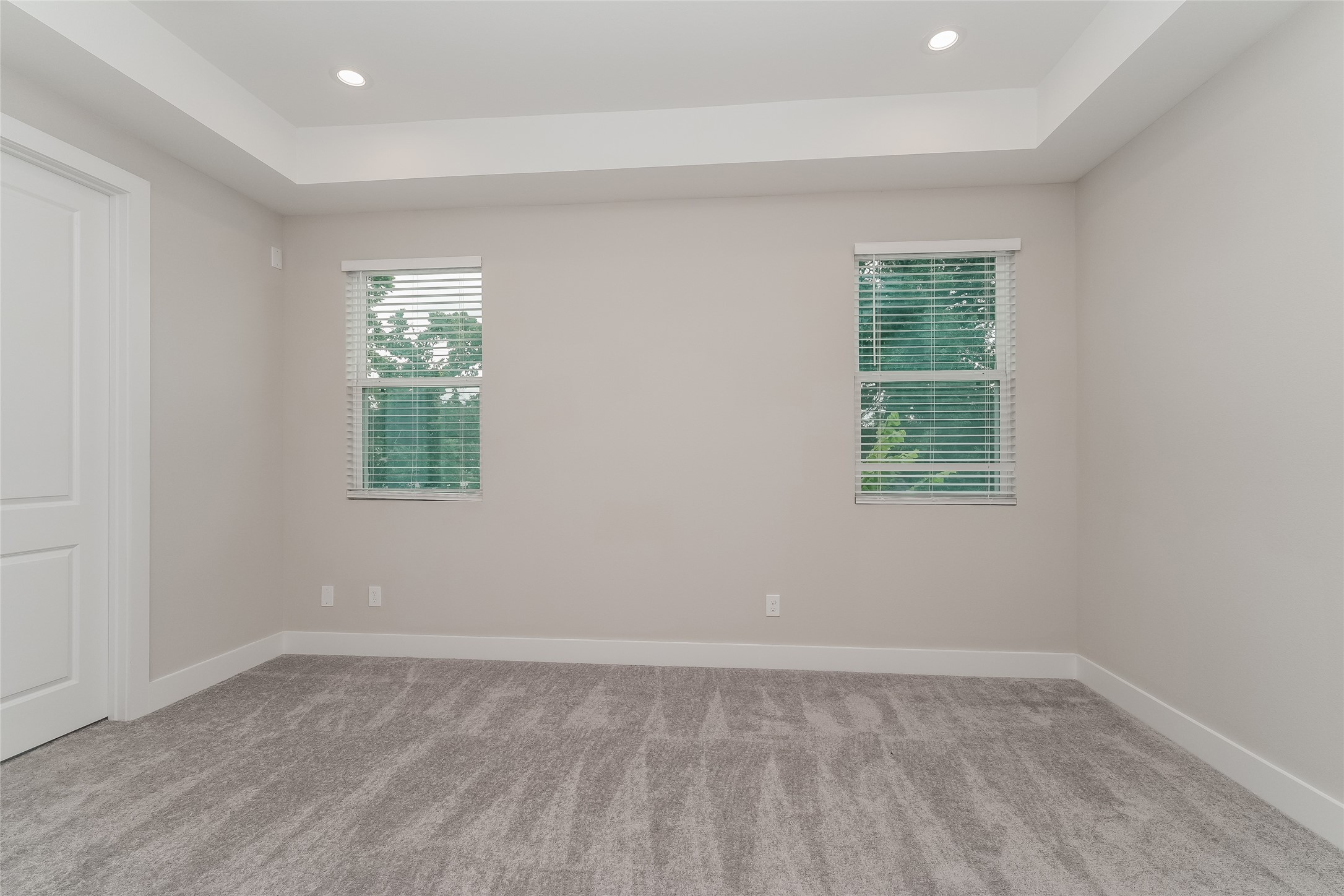 8318 Curry Road Houston, TX 77093 - Photo 7 of 15 Primary Bedroom