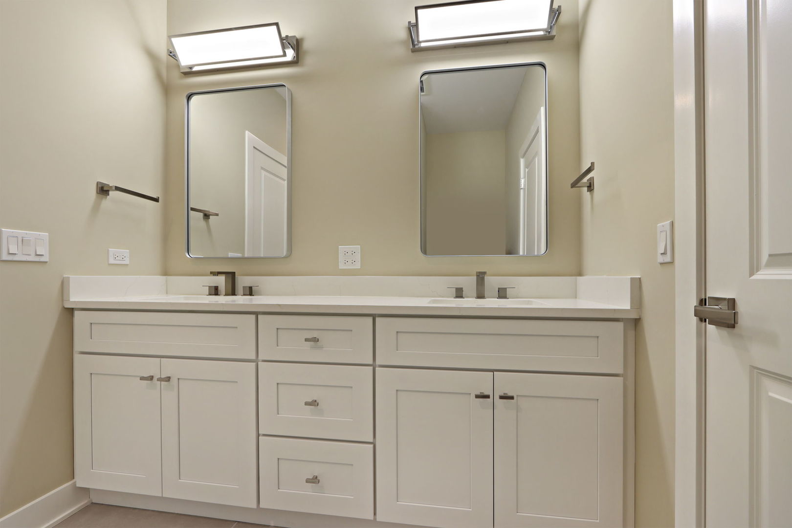 150 Washington Street, Unit 150 Barrington, IL 60010 - Photo 15 of 23