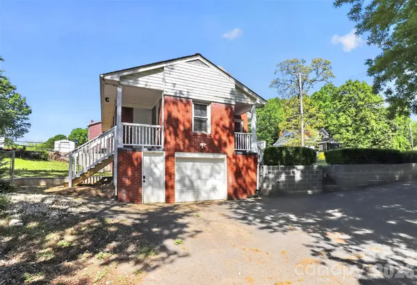 $192,500 | 315 East 4th Avenue, Gastonia, NC 28054