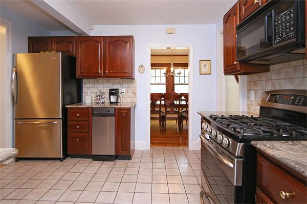 86 Seaver Street Wellesley, MA 02481 - Photo 11 of 24 Gallery Image 11