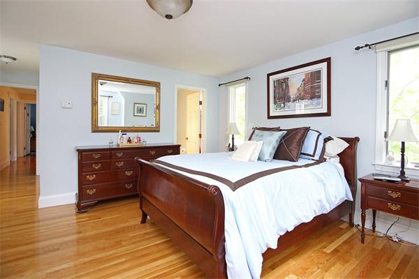 86 Seaver Street Wellesley, MA 02481 - Photo 17 of 24 Gallery Image 17