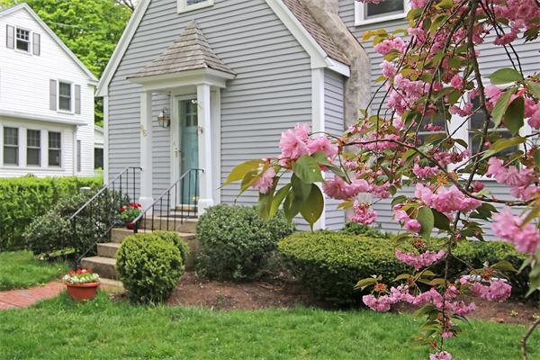 86 Seaver Street Wellesley, MA 02481 - Photo 24 of 24 Gallery Image 24