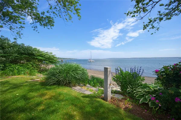$2,579,500 | 54 Oliver Hazard Perry Road, Portsmouth, RI 02871