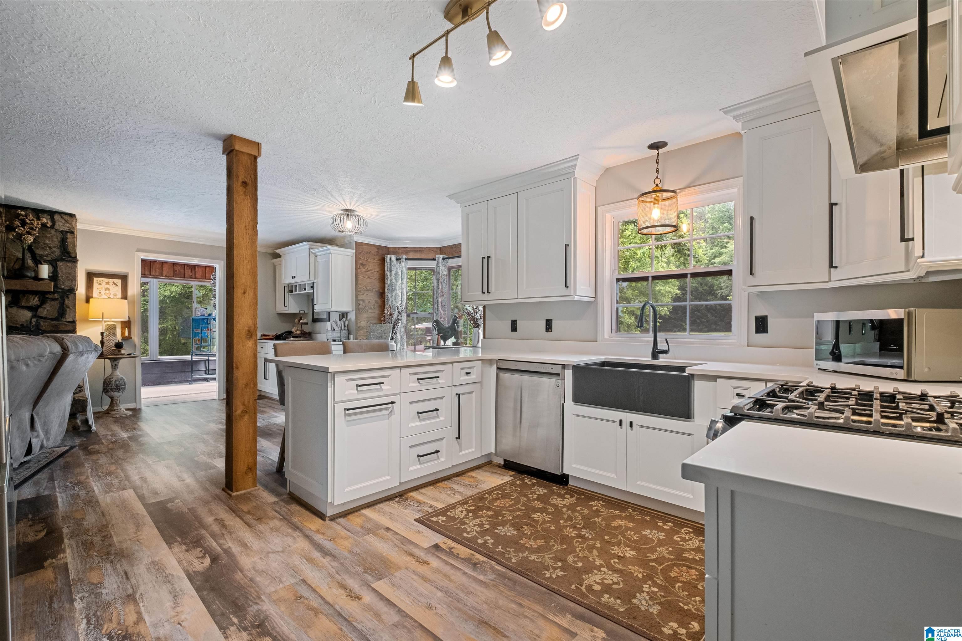 1329 Nisbet Lake Road Jacksonville, AL 36265 - Photo 7 of 60