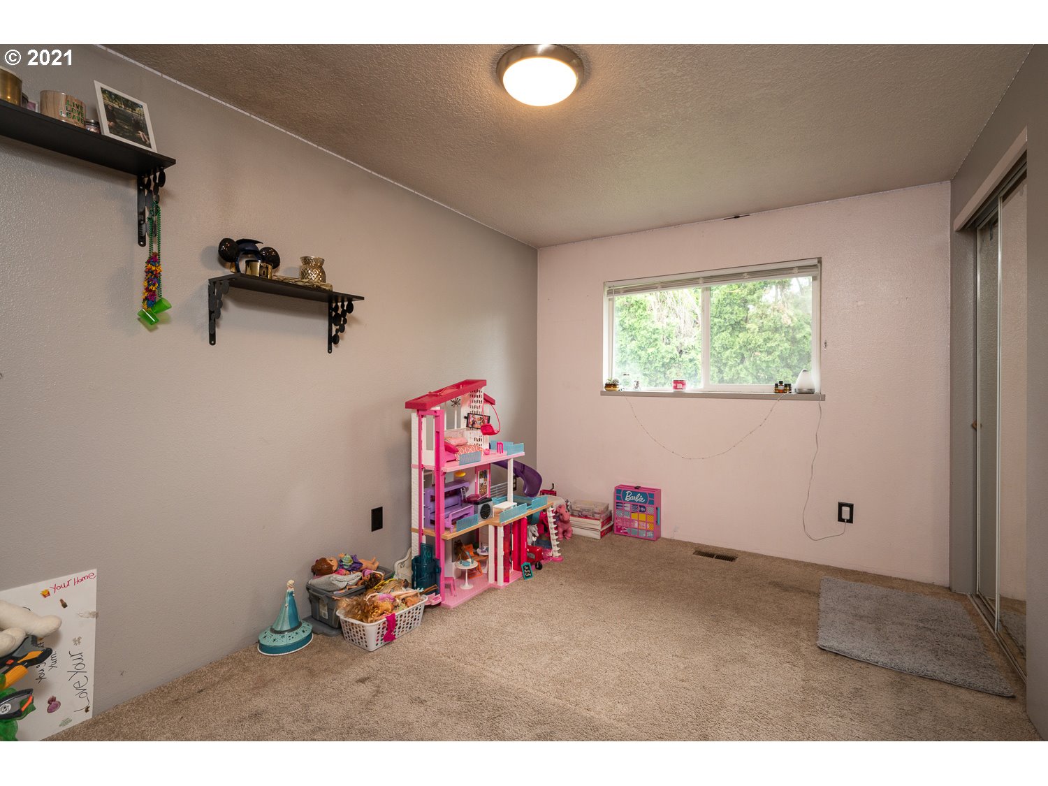 15296 Southeast Johnson Road Clackamas, OR 97015 - Photo 15 of 26 Gallery Image 15