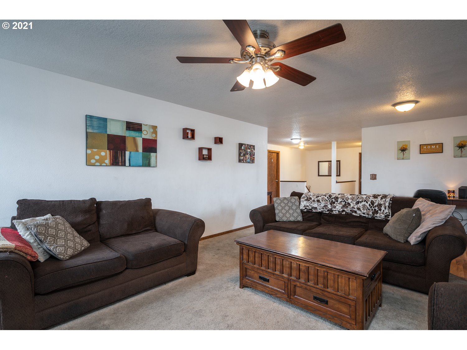 15296 Southeast Johnson Road Clackamas, OR 97015 - Photo 5 of 26 Gallery Image 5