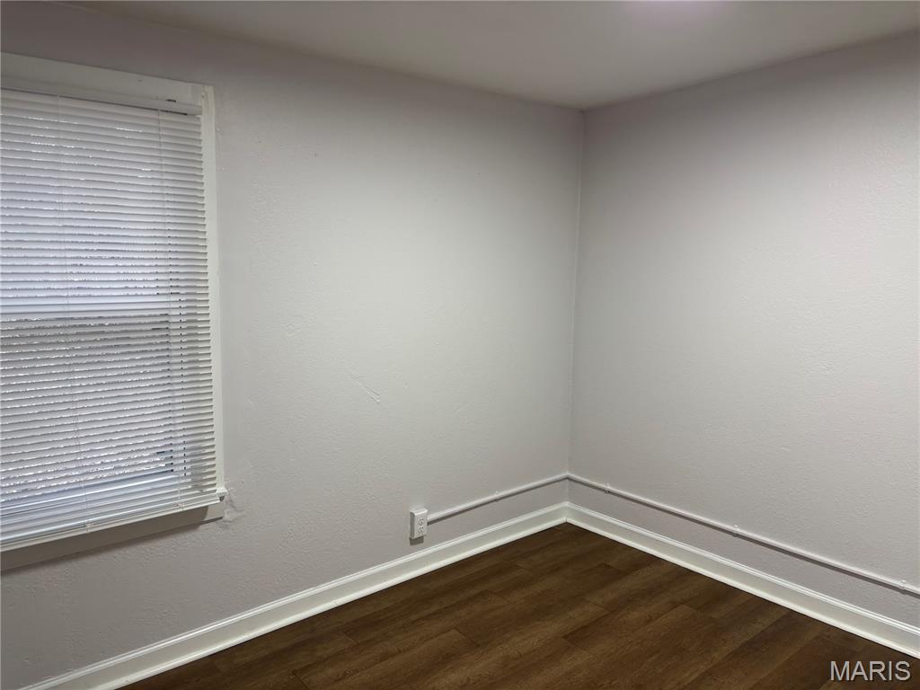 939 Green Mt Lane Belleville, IL 62220 - Photo 13 of 17