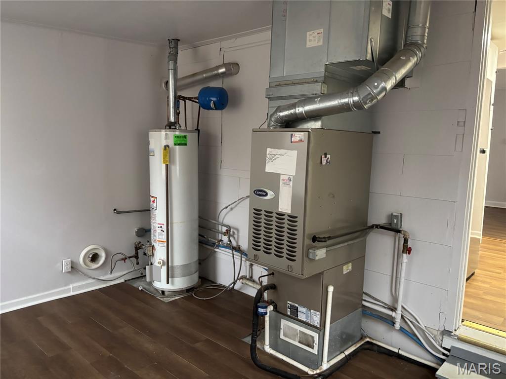 939 Green Mt Lane Belleville, IL 62220 - Photo 15 of 17