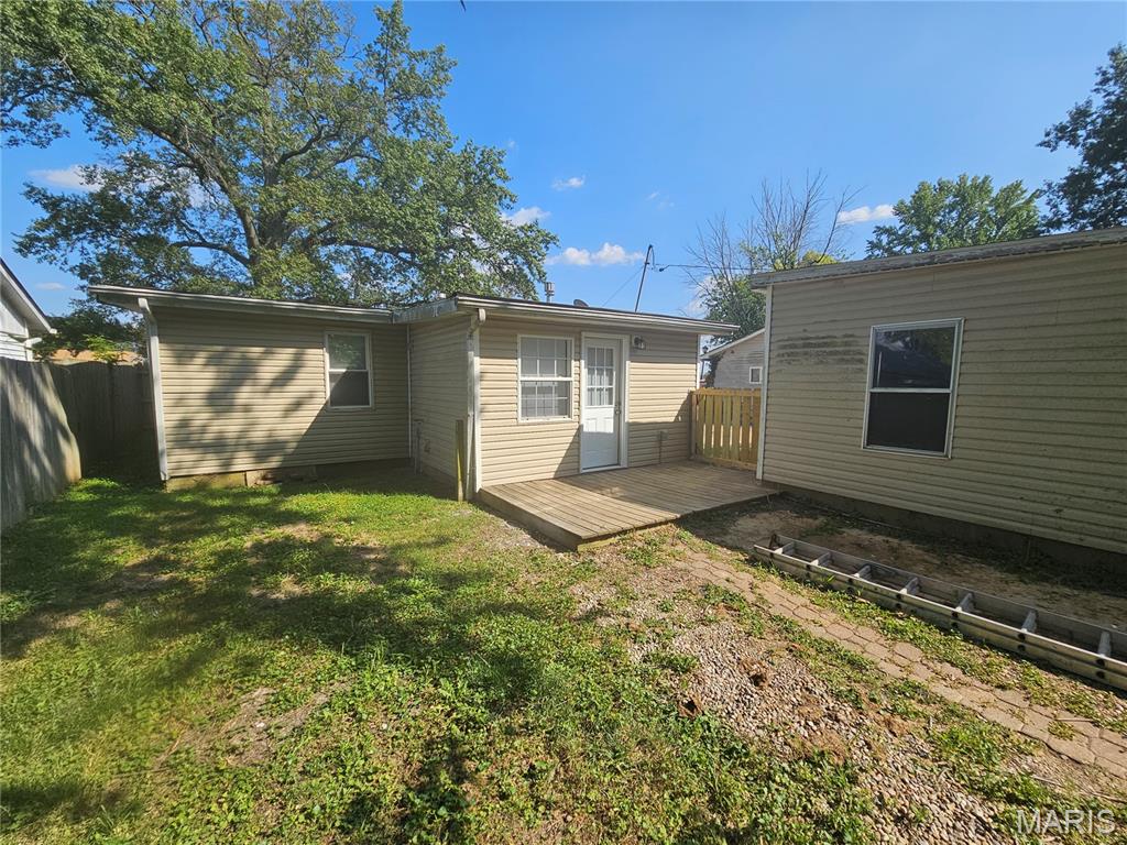 939 Green Mt Lane Belleville, IL 62220 - Photo 17 of 17