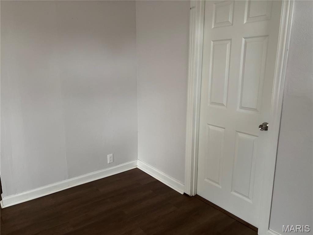 939 Green Mt Lane Belleville, IL 62220 - Photo 5 of 17