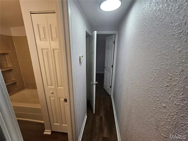 $96,000 | 939 Green Mt Lane, Belleville, IL 62220