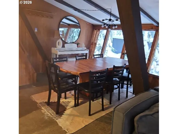 $819,900 | 31060 Bergstrasse Lane, Government Camp, OR 97028