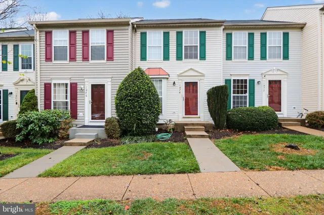 $345,000 | 1874 Tiger Lily Circle, Woodbridge, VA 22192