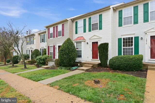 $345,000 | 1874 Tiger Lily Circle, Woodbridge, VA 22192