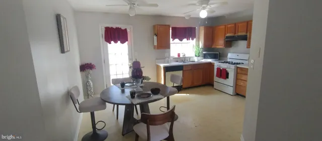 $350,000 | 1874 Tiger Lily Circle, Woodbridge, VA 22192