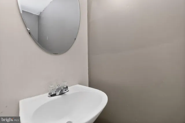 $350,000 | 1874 Tiger Lily Circle, Woodbridge, VA 22192