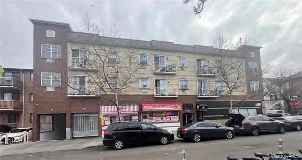 $499,000 | 104-04 47th Avenue, Unit 2C | South Corona